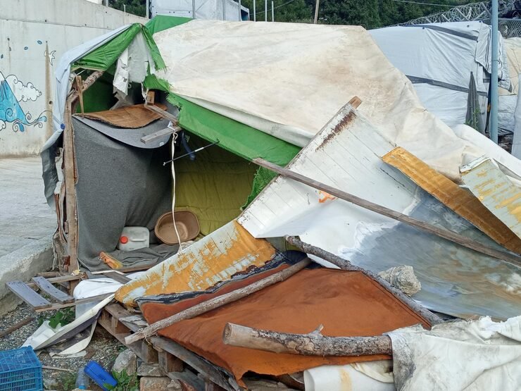 Junk Removal vs. Dumpster Rental Junk Removal vs. Dumpster Rental